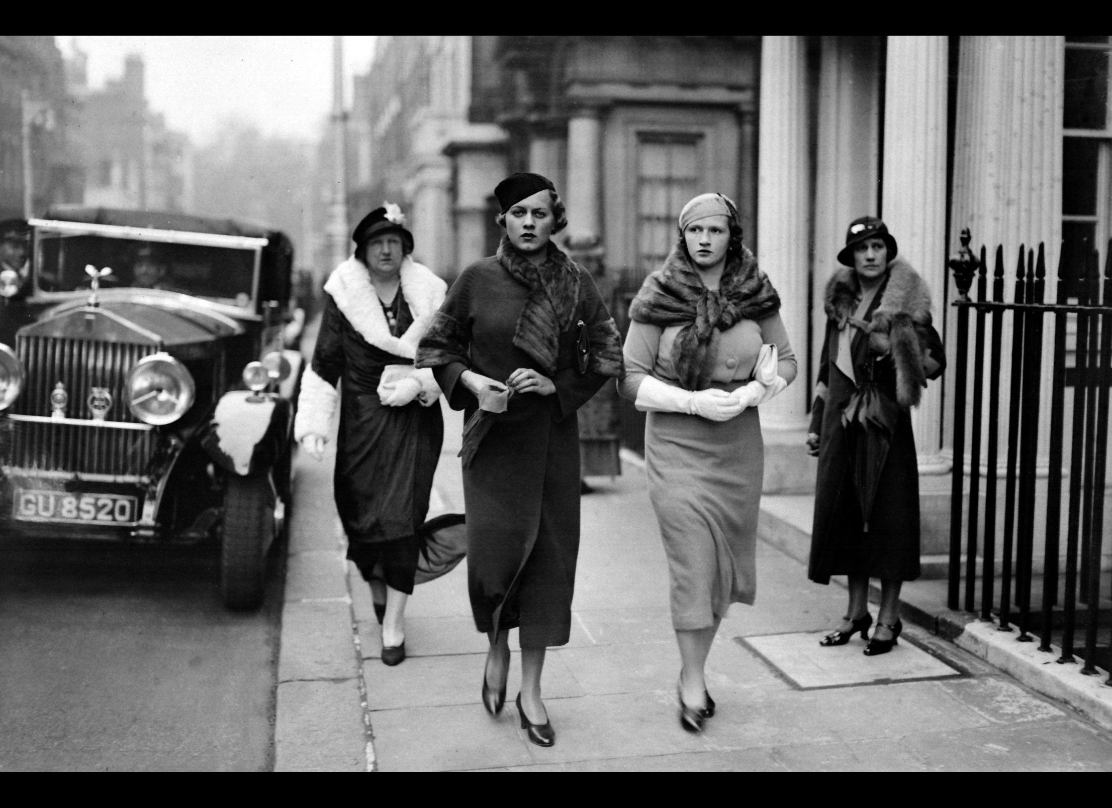 Фотографии 1930 х годов. Англия Лондон 1930е. Мода 1930е мафия. Нью-Йорк в 20-е годы. Лондон 20е.